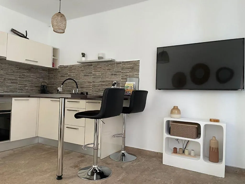 Apartment Paraiso III - Pool & Sea View - Good Wifi- Residence Loma Verde 卡门港